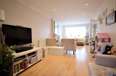 Dukes Farm Road, Billericay, Image 6