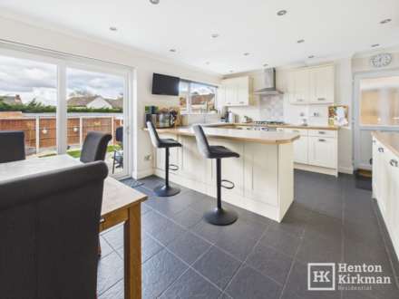 Foxhunter Walk, Billericay, Image 7