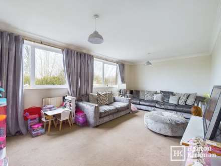Radford Court, Billericay, Image 3