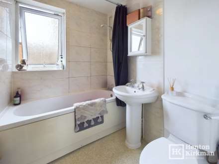 Radford Court, Billericay, Image 6