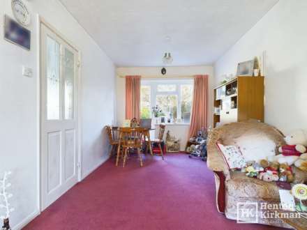 Outwood Common Road, Billericay, Image 3