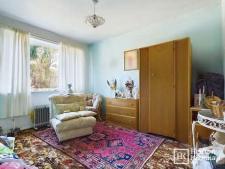 Outwood Common Road, Billericay, Image 8