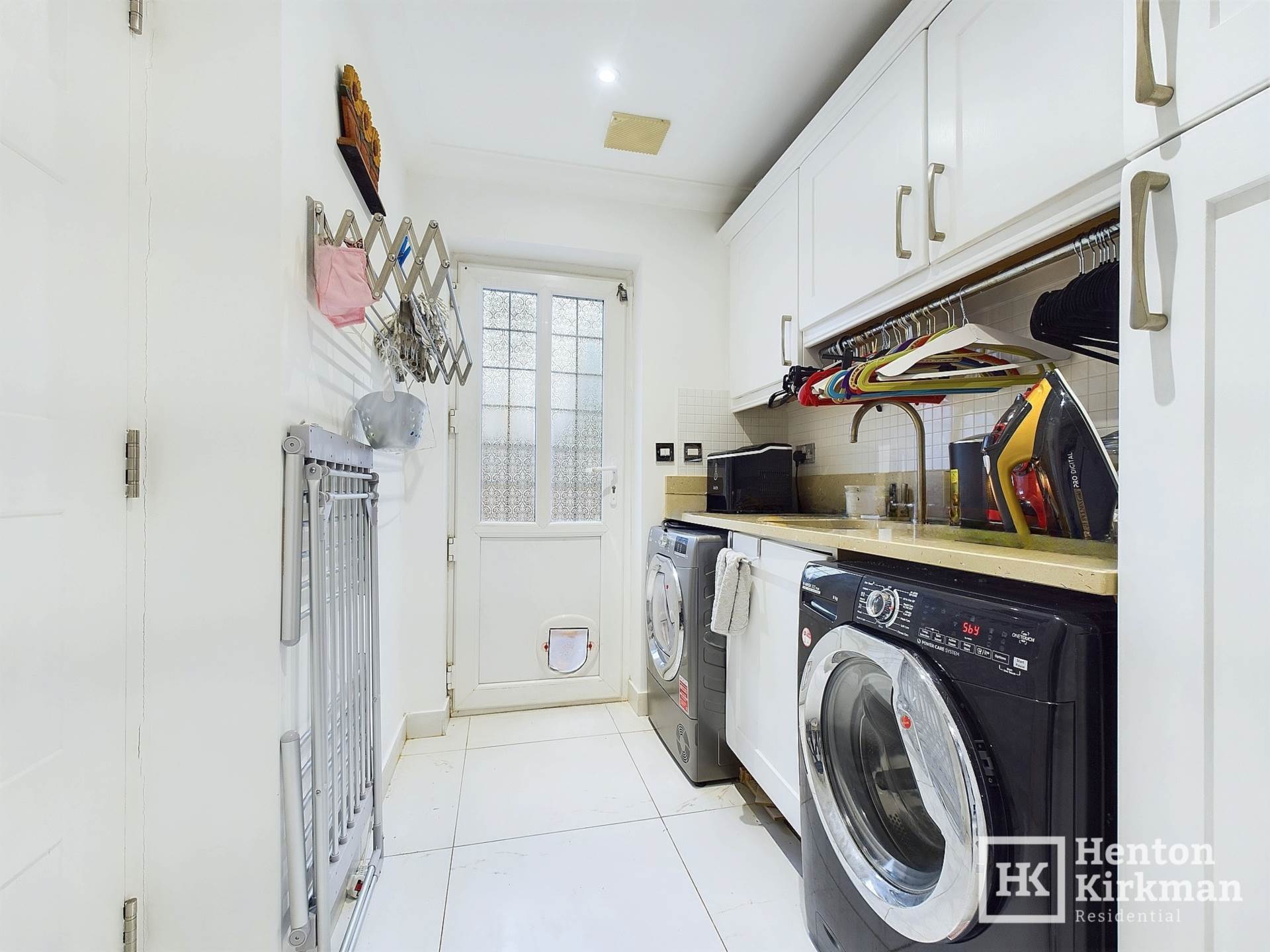 Sweet Chestnut Mews, Billericay, Image 14