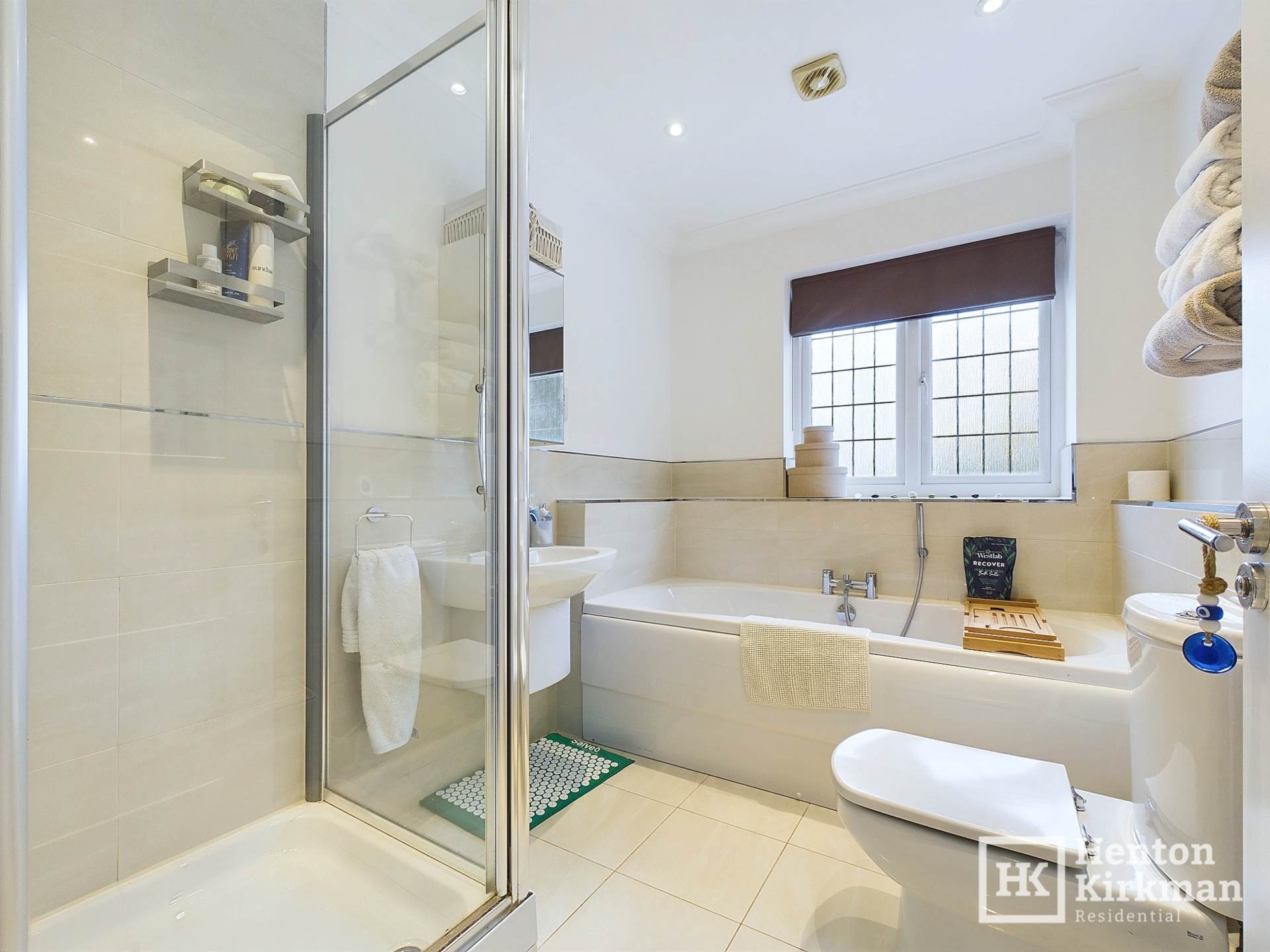 Sweet Chestnut Mews, Billericay, Image 25