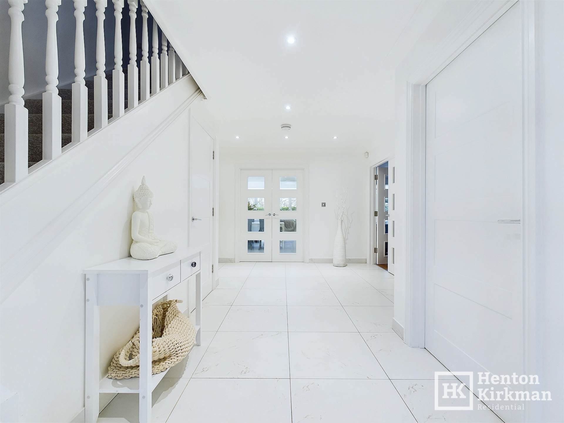 Sweet Chestnut Mews, Billericay, Image 3