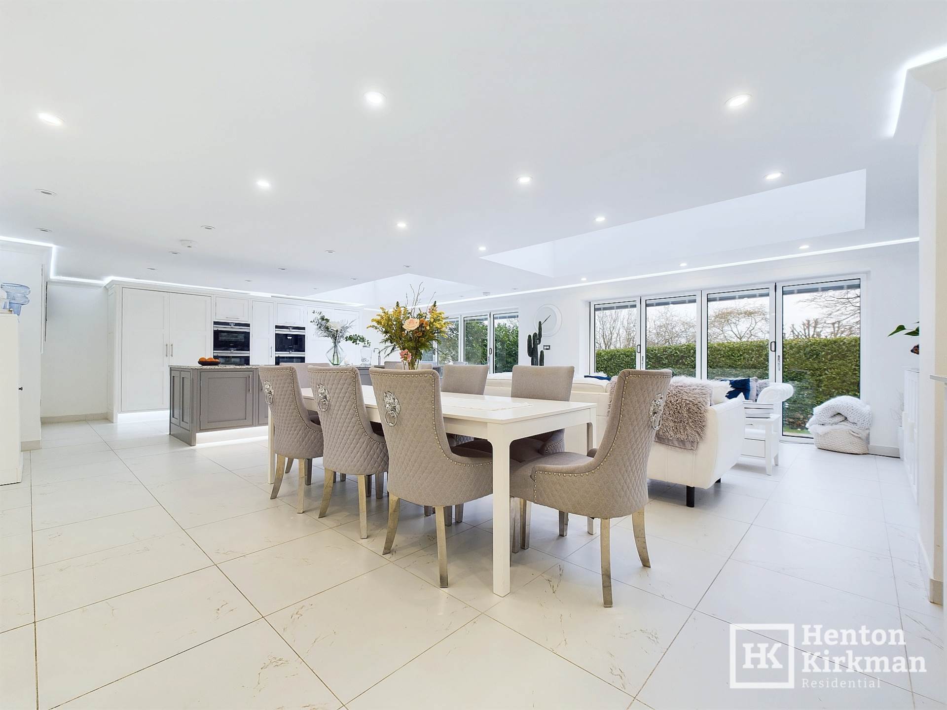 Sweet Chestnut Mews, Billericay, Image 9
