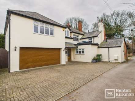 4 Bedroom Semi-Detached, Hatch Road, Brentwood