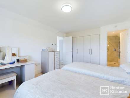 Raven Gardens, Silver End, Image 15