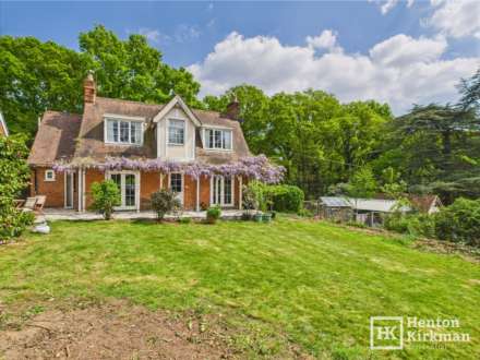 4 Bedroom Chalet, The Common, Danbury