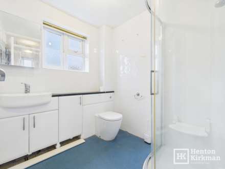 Kensington Gardens, Billericay, Image 9