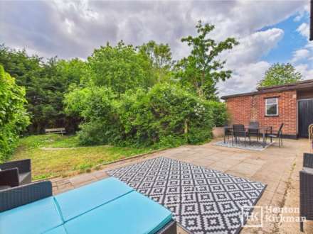 Langham Crescent, Billericay, Image 2