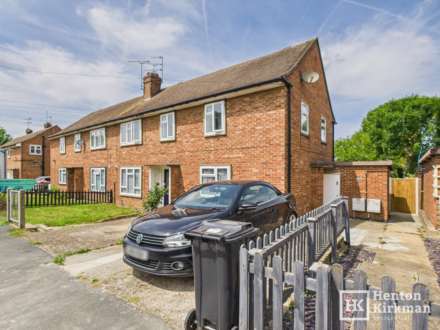 2 Bedroom Maisonette, Seven Acres, Wickford