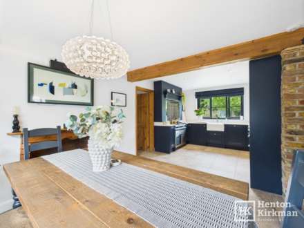 Glenwood Green Lane, Little Burstead, Image 9