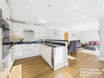 Martingale Road, Billericay, Image 4