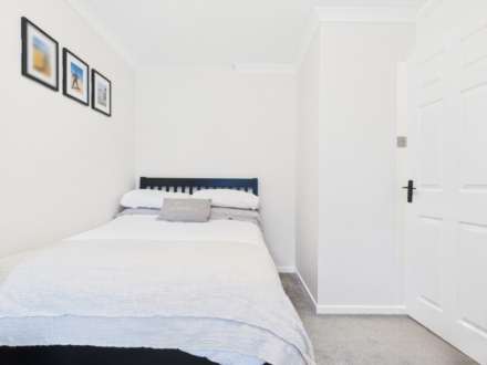 The Foxgloves, Billericay, Image 8