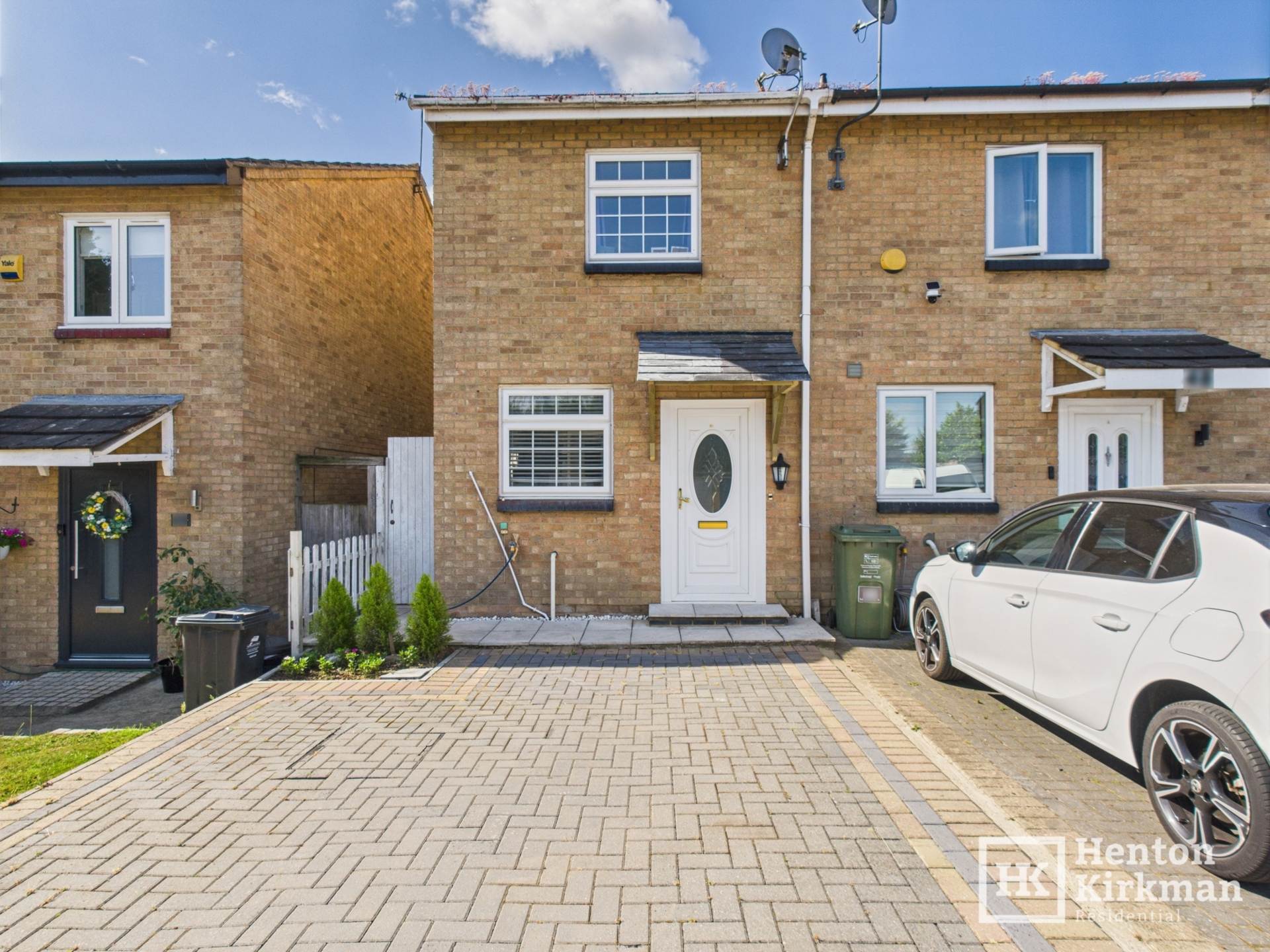 Latimer Drive, Laindon, Image 1