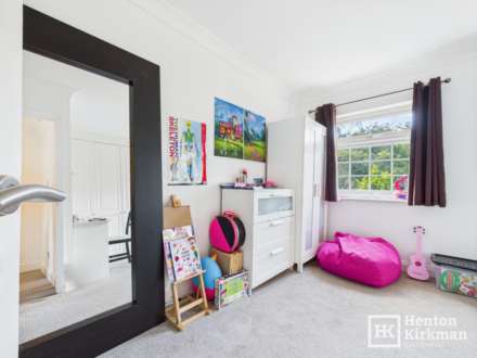 Latimer Drive, Laindon, Image 10