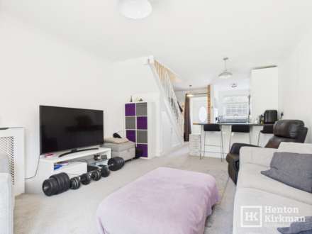 Latimer Drive, Laindon, Image 4