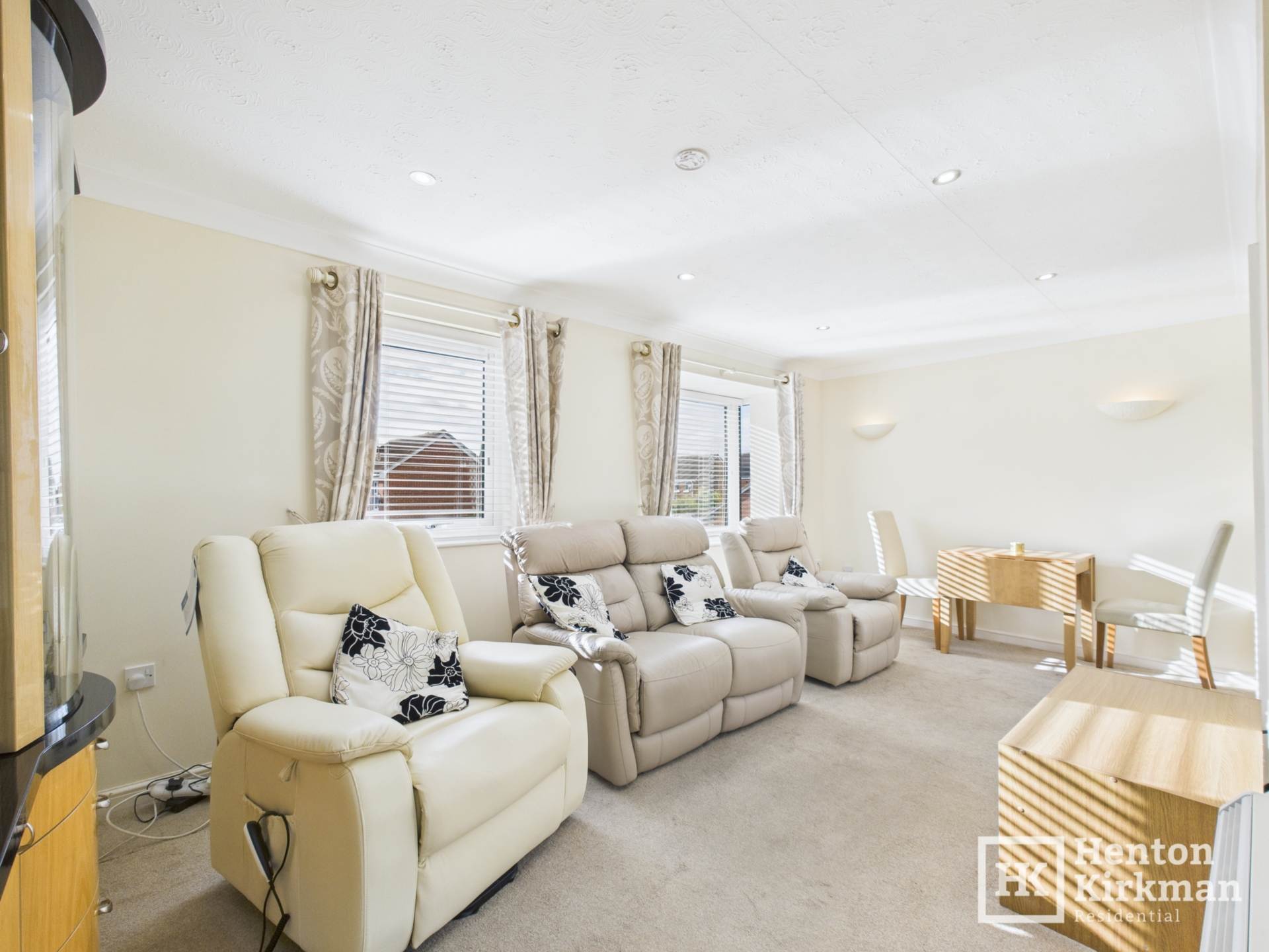 Park Lodge, Billericay, Image 5