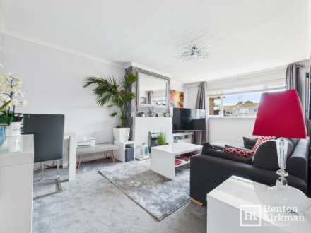 Hunter Avenue, Shenfield, Image 2
