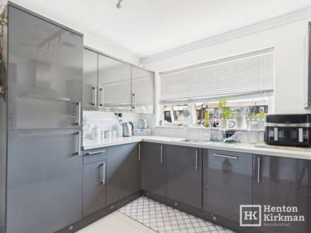 Hunter Avenue, Shenfield, Image 4