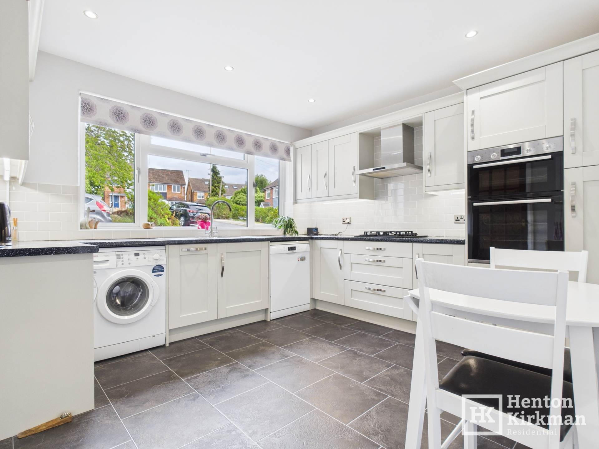 Balmoral Close, Billericay, Image 6
