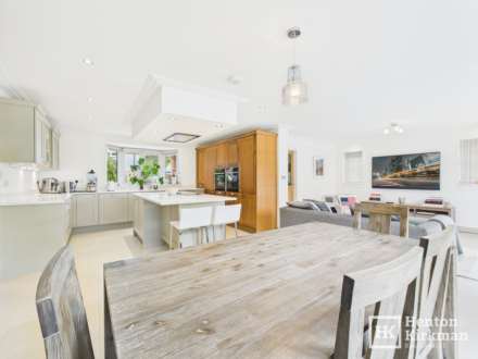 The Paddock, Stock Ingatestone, Image 4