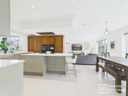 The Paddock, Stock Ingatestone, Image 5