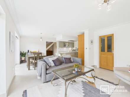 The Paddock, Stock Ingatestone, Image 7