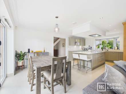 The Paddock, Stock Ingatestone, Image 9