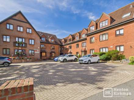 Sawyers Court, Brentwood
