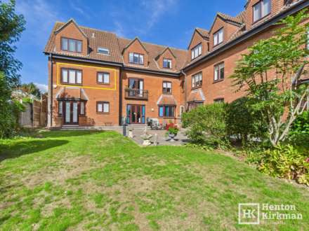 Sawyers Court, Brentwood, Image 12