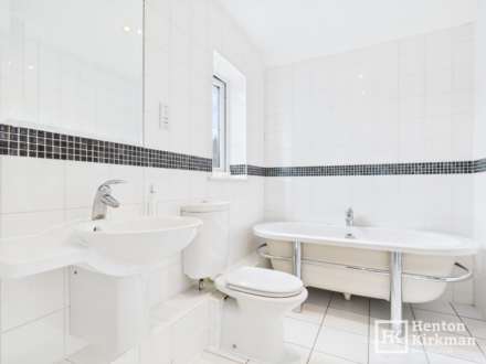 Tye Common Road, Billericay, Image 15
