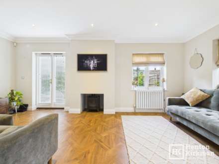 Tye Common Road, Billericay, Image 3