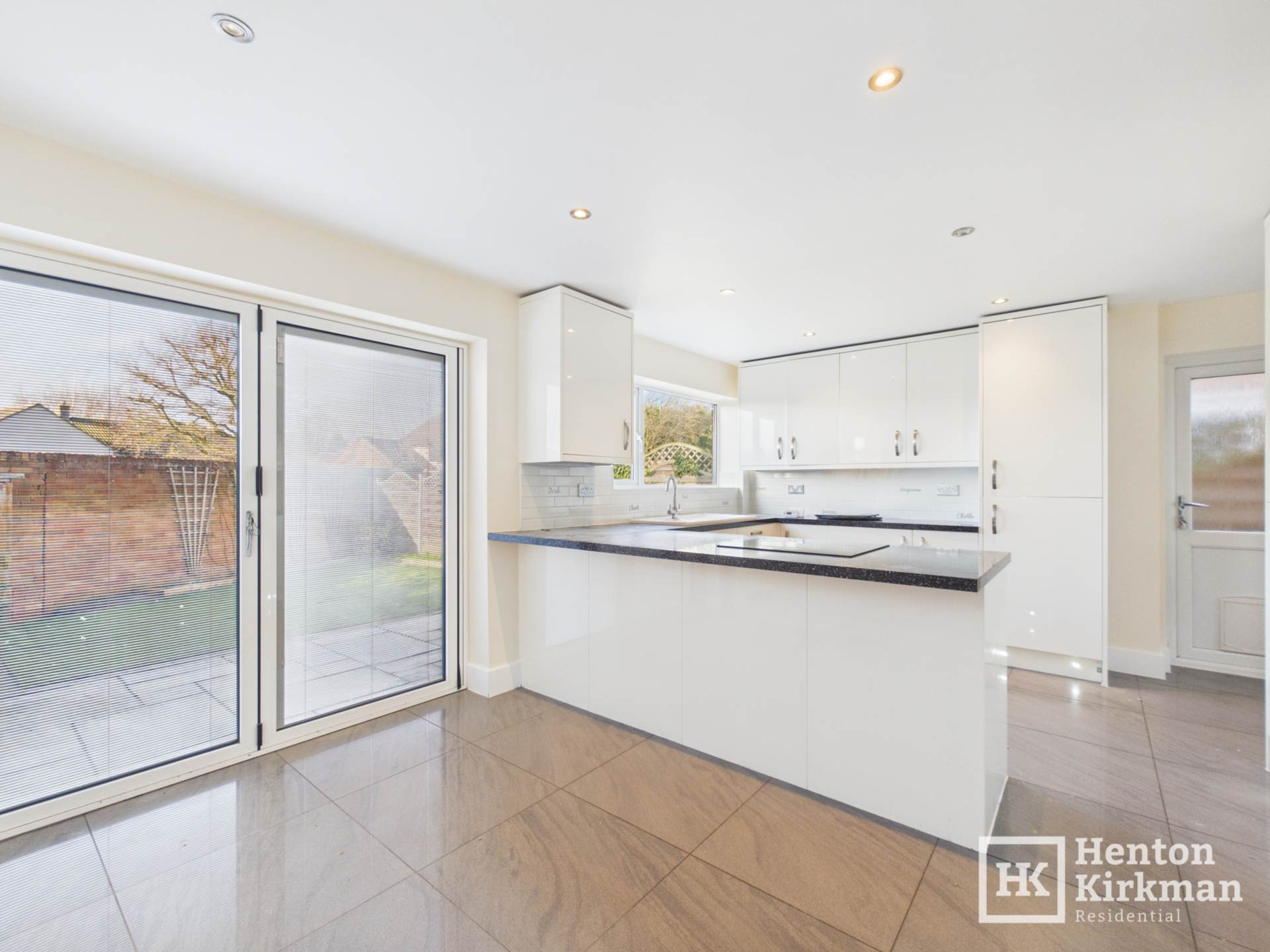 Foxhunter Walk, Billericay, Image 4