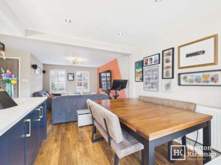 Forester Court, Billericay, Image 7