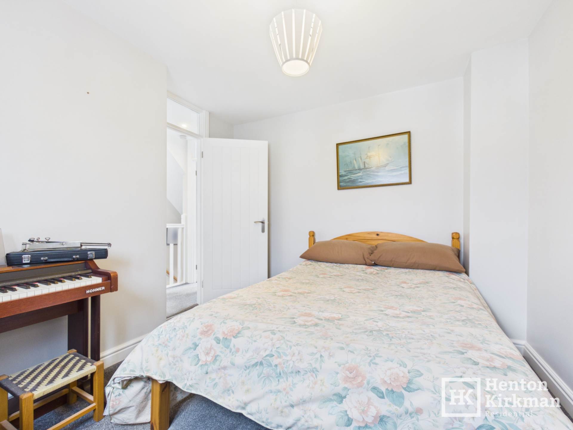 Heathercroft Road, Wickford, Image 14