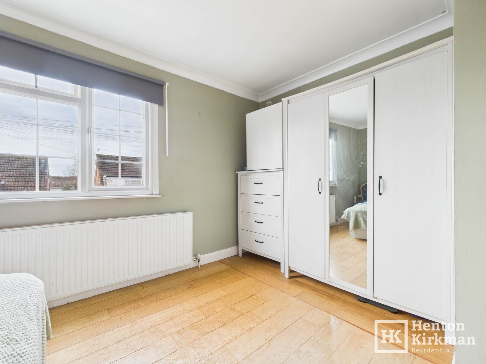 Outwood Farm Close, Essex, Image 11