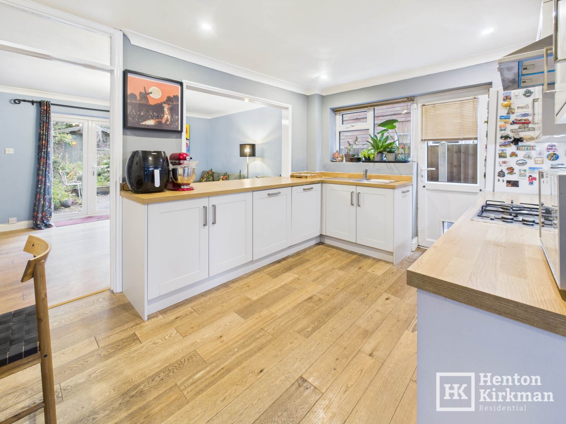 Outwood Farm Close, Essex, Image 5