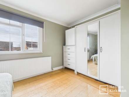 Outwood Farm Close, Essex, Image 11