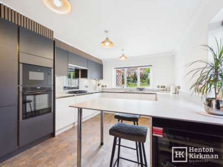 Central Billericay, Image 4