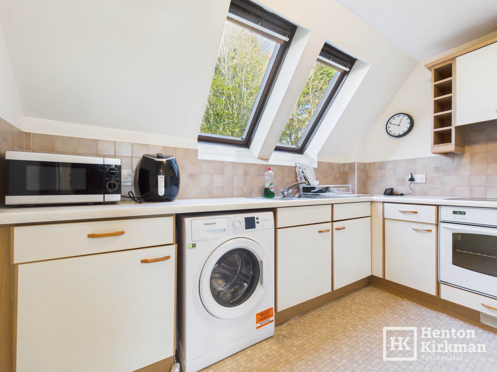 Spruce Close, Laindon, Image 5