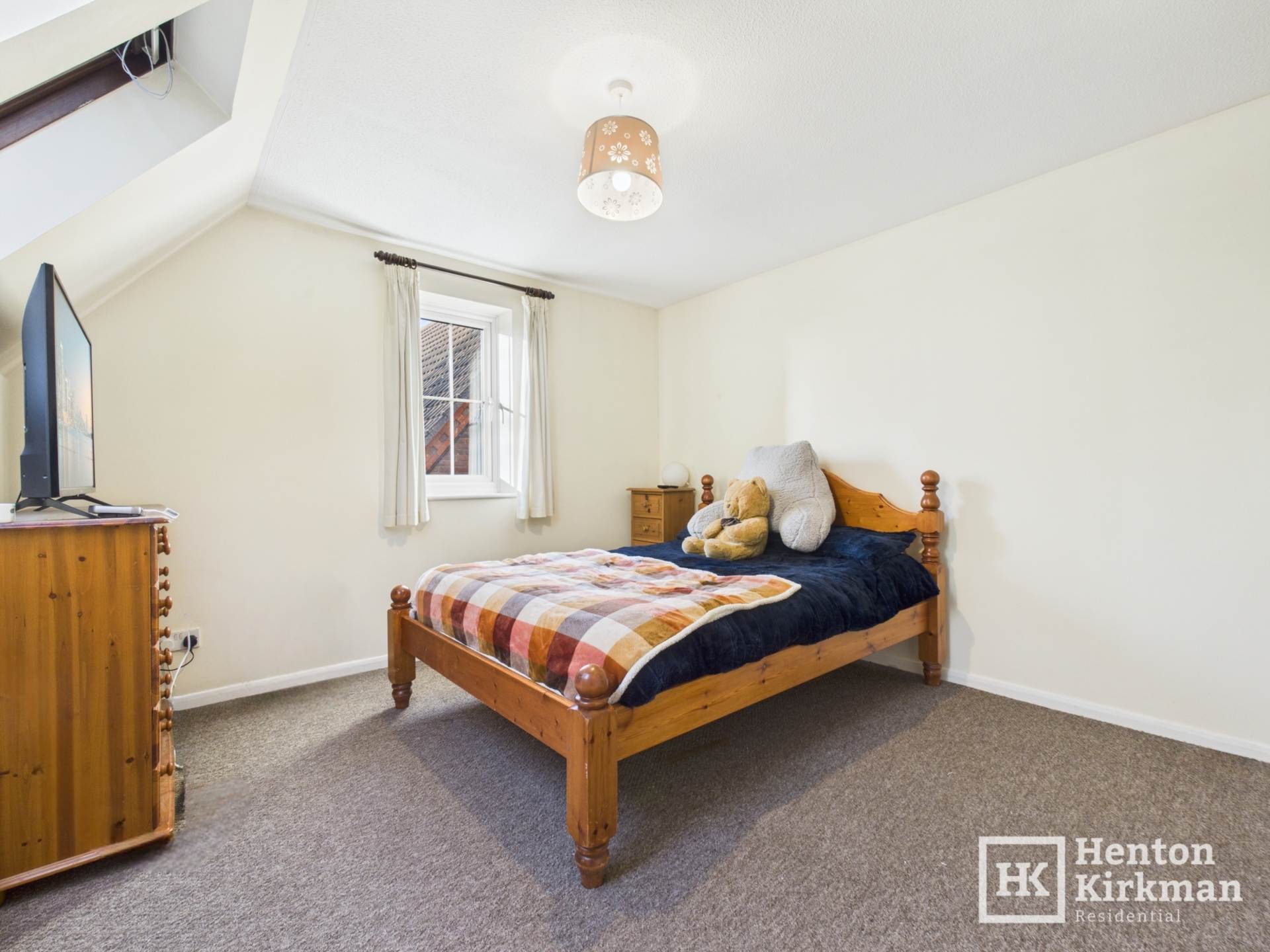 Spruce Close, Laindon, Image 8