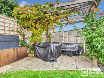 The Swallows, Billericay, Image 19