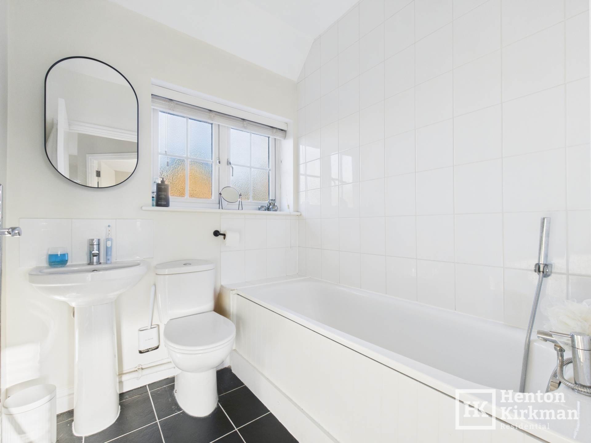 Basildon Road, Basildon, Image 11