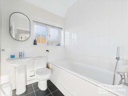 Basildon Road, Basildon, Image 11