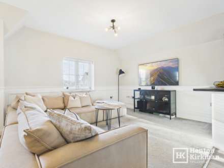 Basildon Road, Basildon, Image 4