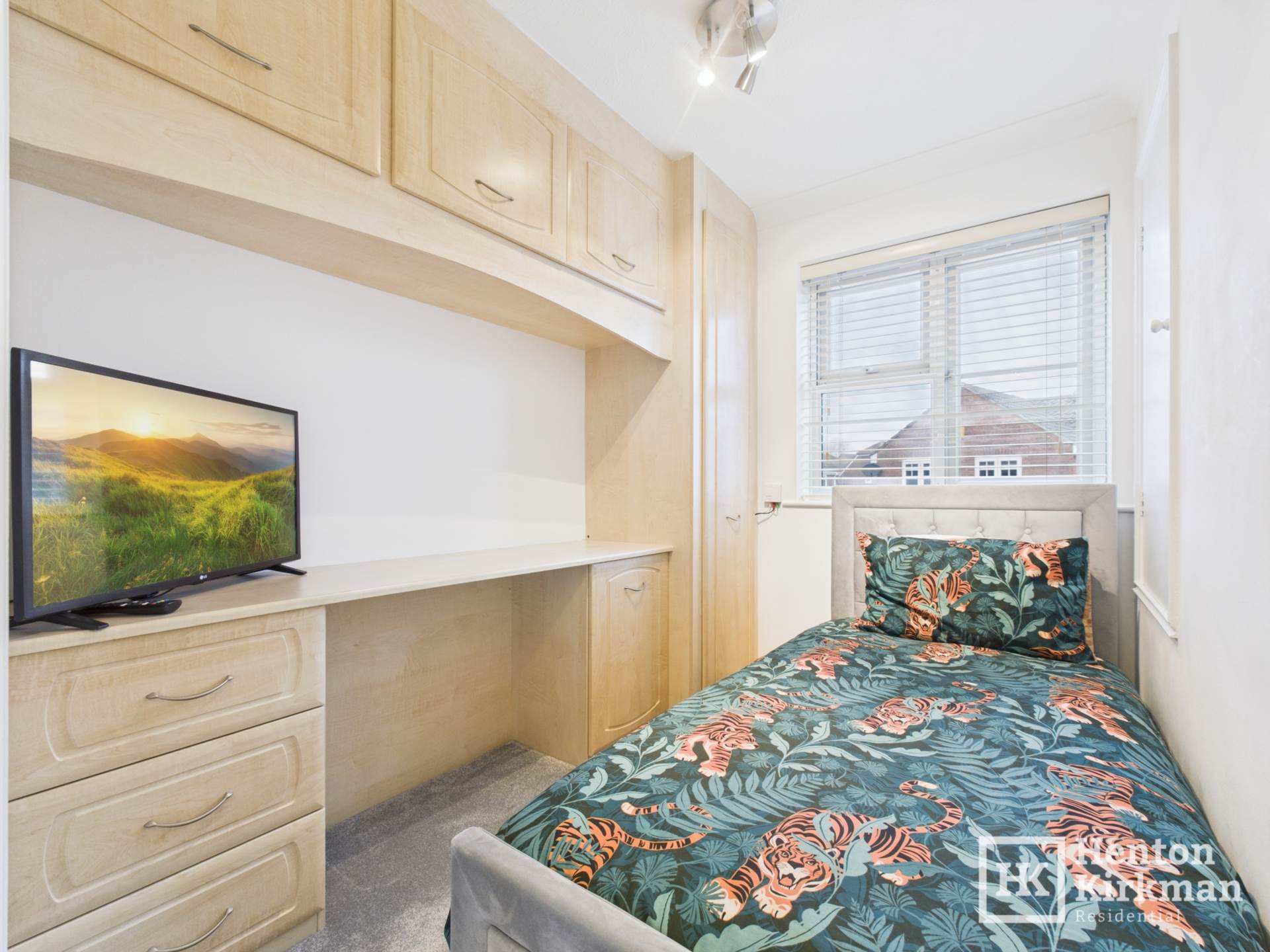 Princes Close, Billericay, Image 16