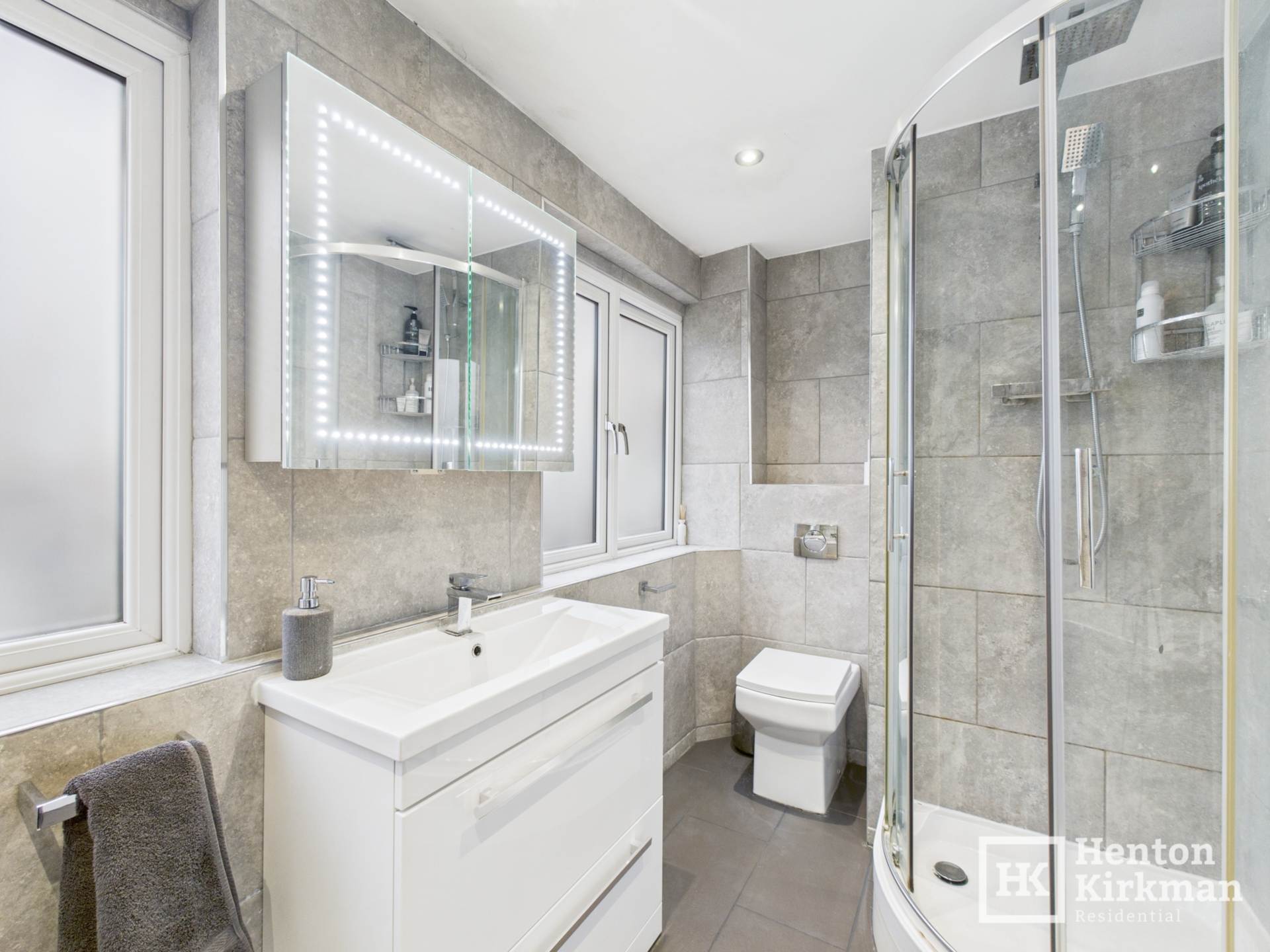 Moat Edge Gardens, Billericay, Image 16