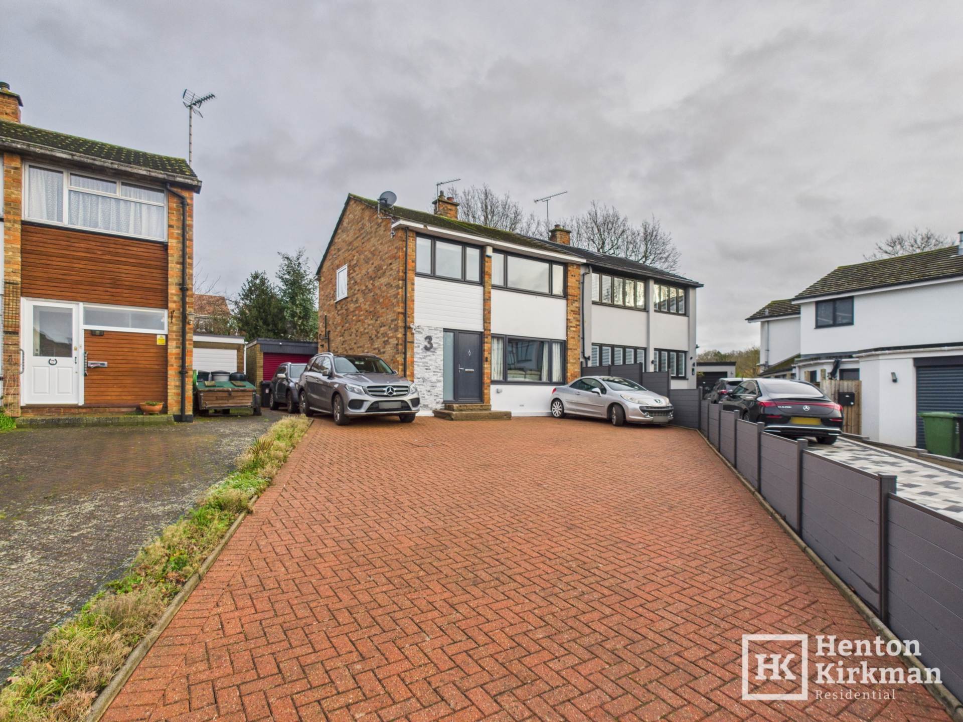 Moat Edge Gardens, Billericay, Image 18